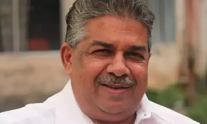 തൽക്കാലം പുതിയ മന്ത്രിയില്ല്ല; വകുപ്പുകൾ മുഖ്യമന്ത്രിക്ക്