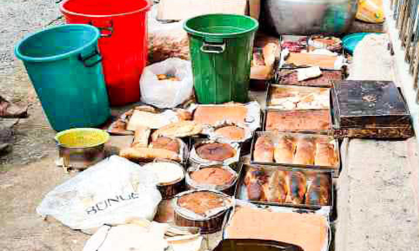 മിന്നൽ പരിശോധനയിൽ പഴകിയ ഭക്ഷണസാധനങ്ങൾ പിടികൂടി