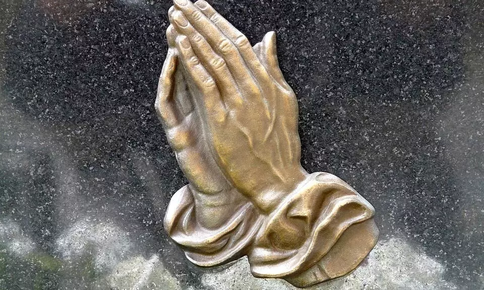 ബാർട്ടൺഹില്ലിലെ ആ പെന്തക്കോസ്ത് പള്ളിയിൽ ബാർട്ടൺഹില്ലിലെ ആ പെന്തക്കോസ്ത് പള്ളിയിൽ