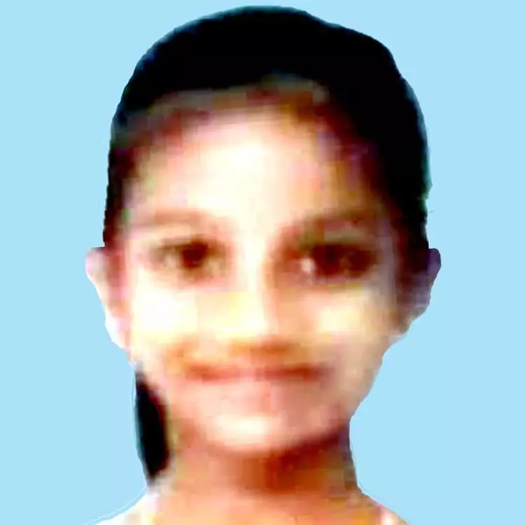 കാര്‍ നിയന്ത്രണംവിട്ട് ഇടിച്ചുകയറി രണ്ടുമരണം