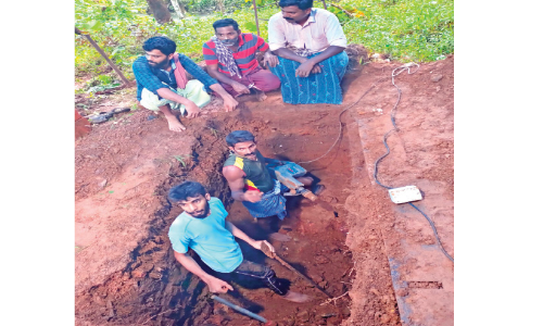 സൗജന്യമായി ഖബറൊരുക്കി നന്മക്കൂട്ടം