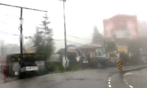 മൂടൽ മഞ്ഞിൽ മൂന്നാർ