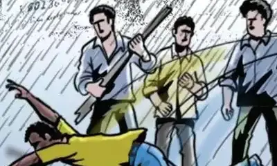 വ്യാപാരിയെ ആക്രമിച്ച് കവർച്ച; പ്രതികൾ പിടിയിൽ