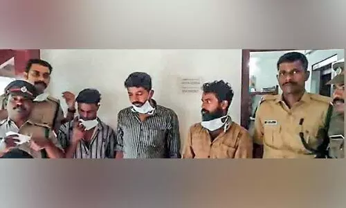 മാൻകൊമ്പുമായി മൂന്നുപേർ പിടിയിൽ
