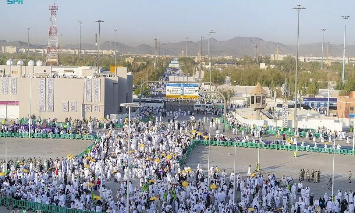 സാഹോദര്യ സന്ദേശം വിളിച്ചോതി അറഫയിൽ വിശ്വമഹാസംഗമം PHOTOS