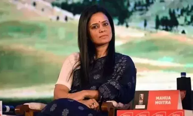 ബംഗാളികളെ കാളീപൂജ പഠിപ്പിക്കാൻ ബി.ജെ.പി ആരാണ്?- മഹുവ മൊയ്ത്ര