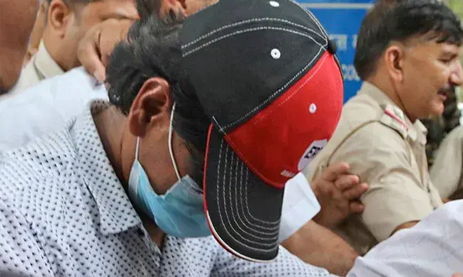 ജാമ്യം ലഭിച്ചെങ്കിലും സുബൈറിന് പുറത്തിറങ്ങാനായില്ല; മറ്റൊരു കേസിൽ ജാമ്യമില്ല ജാമ്യം ലഭിച്ചെങ്കിലും സുബൈറിന് പുറത്തിറങ്ങാനായില്ല; മറ്റൊരു കേസിൽ ജാമ്യമില്ല