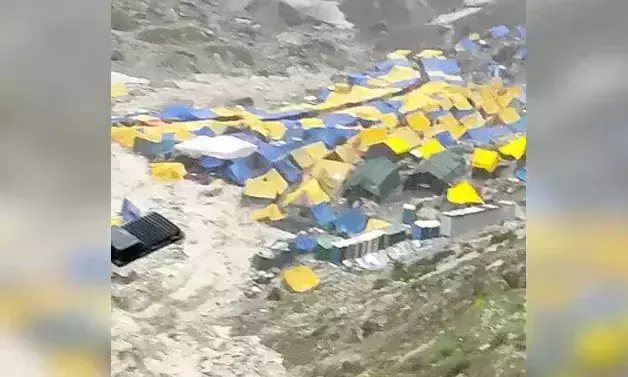 അമർനാഥ് ക്ഷേത്രത്തിന് സമീപം മേഘവിസ്ഫോടനം; 15 പേർ മരിച്ചു, നിരവധിപേർ കുടുങ്ങിക്കിടക്കുന്നു