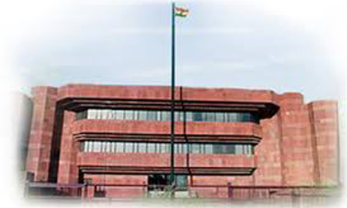 വി​ദ്യാ​ർ​ഥി​ക​ൾ​ക്ക് എം​ബ​സി സ​ന്ദ​ർ​ശി​ക്കാ​ൻ അ​വ​സ​രം