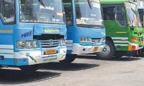 ബാലുശ്ശേരി ബസ് സ്റ്റാൻഡിൽ ബസിനടിയിൽപെട്ട് വിദ്യാർഥിനിക്ക് ഗുരുതര പരിക്ക്