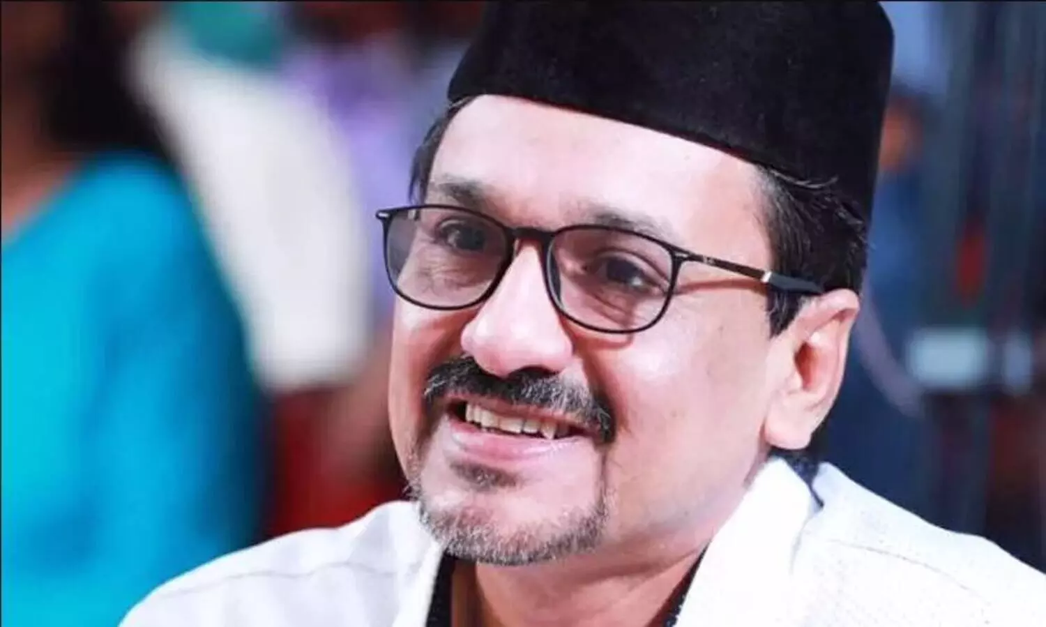 എൽ.ഡി.എഫിൽ ചേരാൻ ആലോചനയില്ല; യെച്ചൂരി പോലും കോൺഗ്രസിനെ പിന്തുണക്കേണ്ടതിന്റെ പ്രാധാന്യം അടിവരയിടുന്നു -സാദിഖലി ശിഹാബ് തങ്ങൾ