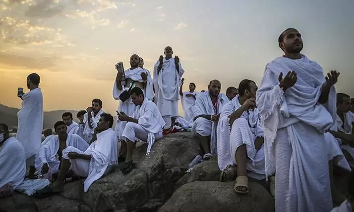 ചേർന്നുനിൽപിന്‍റെ പെരുന്നാൾ