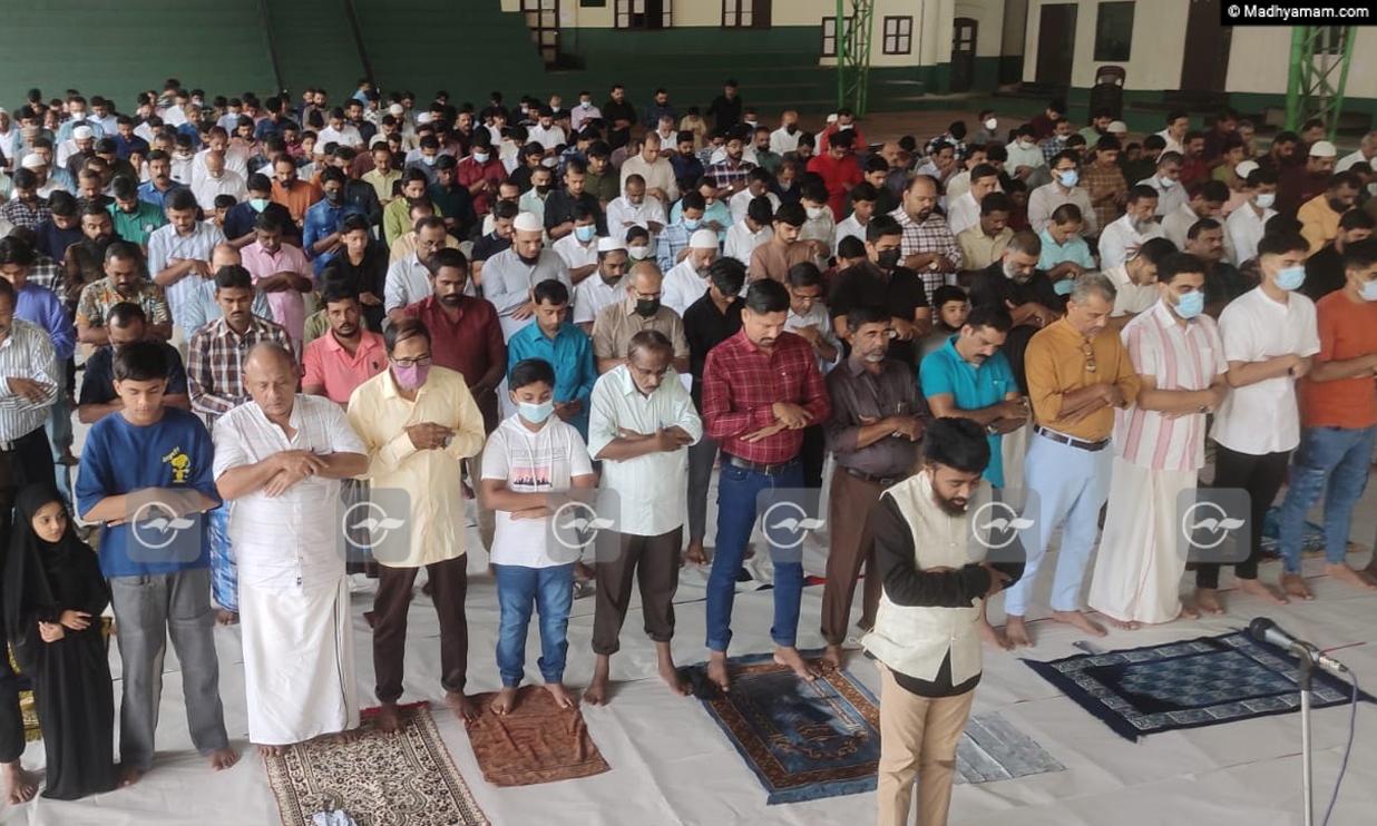 ഇന്ന് ബലിപെരുന്നാൾ ഇന്ന് ബലിപെരുന്നാൾ