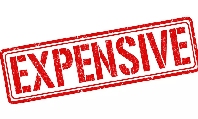 ചെ​ല​വ്​ താ​ങ്ങു​ന്നി​ല്ല; ബ​ജ​റ്റ് ചു​രു​ക്കാ​ൻ വ​ഴി തേ​ടി പ്ര​വാ​സി​ക​ൾ