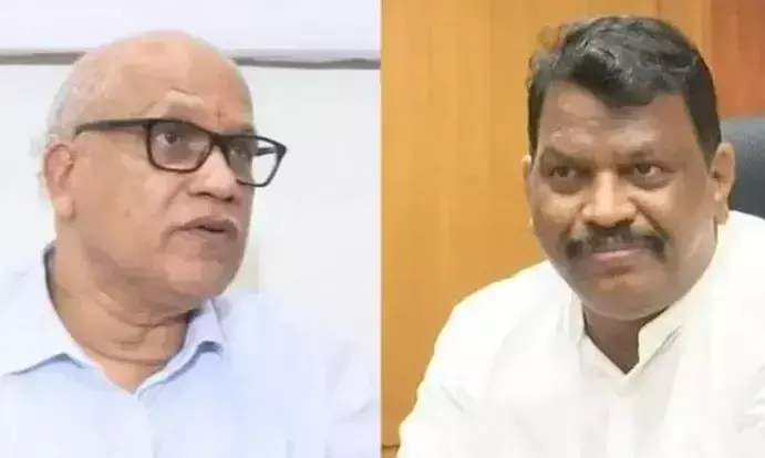 ഗോവയിൽ നിലപാട് കടുപ്പിച്ച് കോൺഗ്രസ്: വിമതരെ അയോഗ്യരാക്കാൻ നോട്ടീസ് നൽകി ഗോവയിൽ നിലപാട് കടുപ്പിച്ച് കോൺഗ്രസ്: വിമതരെ അയോഗ്യരാക്കാൻ നോട്ടീസ് നൽകി