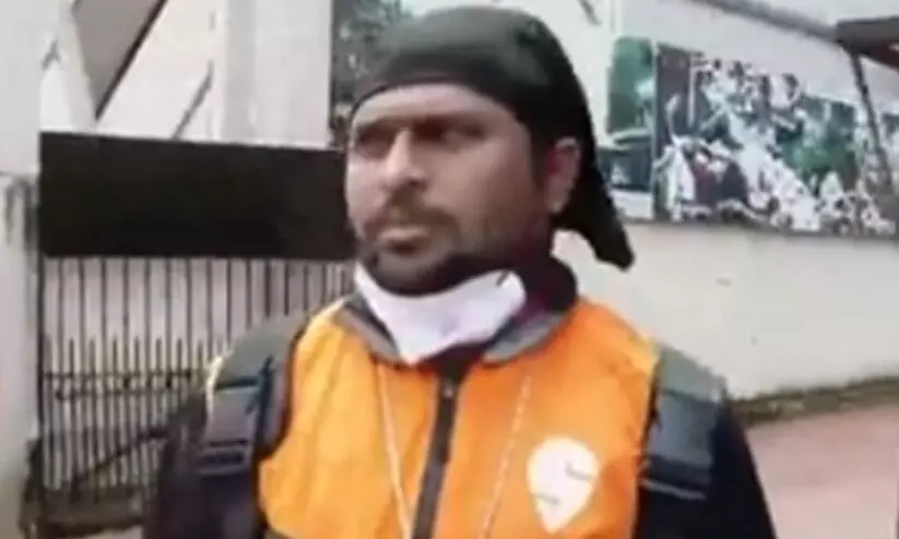 പള്‍സറും ദിലീപും ഒന്നിച്ചുള്ള ചിത്രം മോര്‍ഫ് ചെയ്‌തിട്ടില്ല, ശ്രീലേഖയുടെ വാദം തെറ്റ് -ഫോട്ടോഗ്രാഫർ