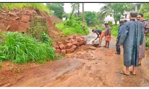 ദേശീയപാത നിർമാണം; അന്ന് പൊടിയിൽ കുളി, ഇന്നു ചളിയിൽ ഇഴയൽ