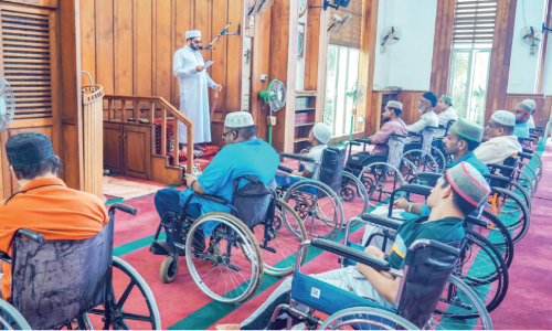 ഭിന്നശേഷിക്കാർക്ക് പെരുന്നാളൊരുക്കി മഅ്ദിന്‍ ഗ്രാൻഡ് മസ്ജിദ്