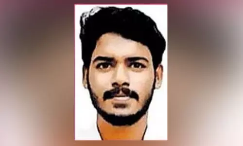 യുവാവ് കഴുത്തറുത്ത് ജീവനൊടുക്കിയത് സുഹൃത്തിനെ കുത്തിയശേഷം