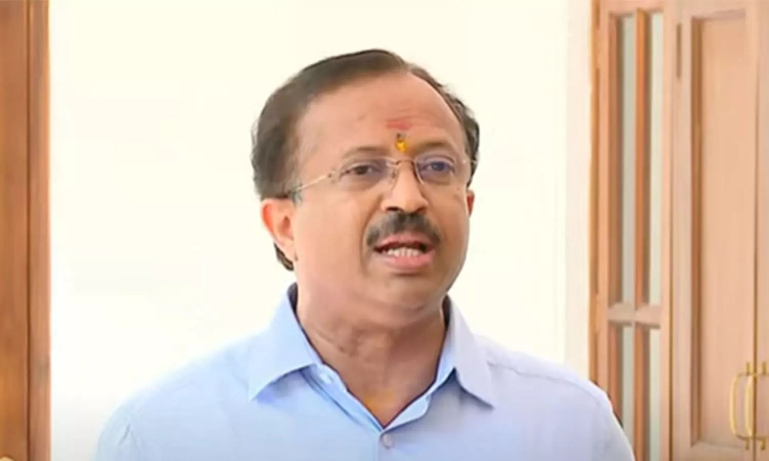 V Muraleedharan