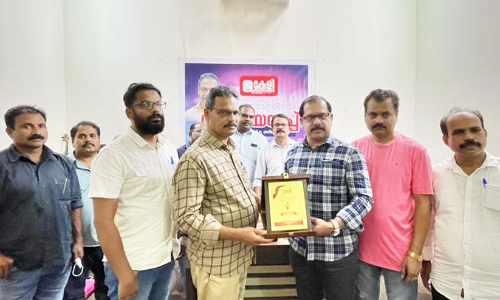 രാധാകൃഷ്ണന് യാത്രയയപ്പ് നൽകി