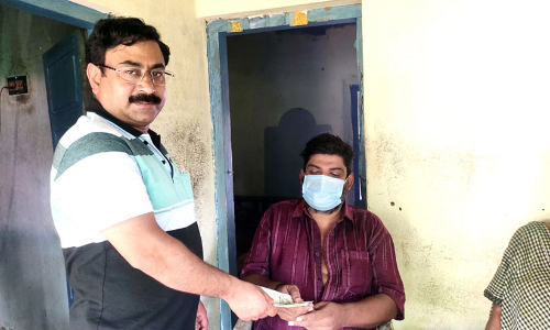 ട്രാക്ക് ചികിത്സ സഹായം കൈമാറി