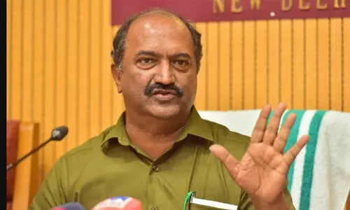 സാമ്പത്തികമായി ശ്വാസം മുട്ടിക്കാൻ ശ്രമം -ധനമന്ത്രി