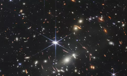 ജെയിംസ് വെബ് മിഴി തുറന്നു; കൺമുന്നിൽ അത്ഭുത കാഴ്ചകൾ