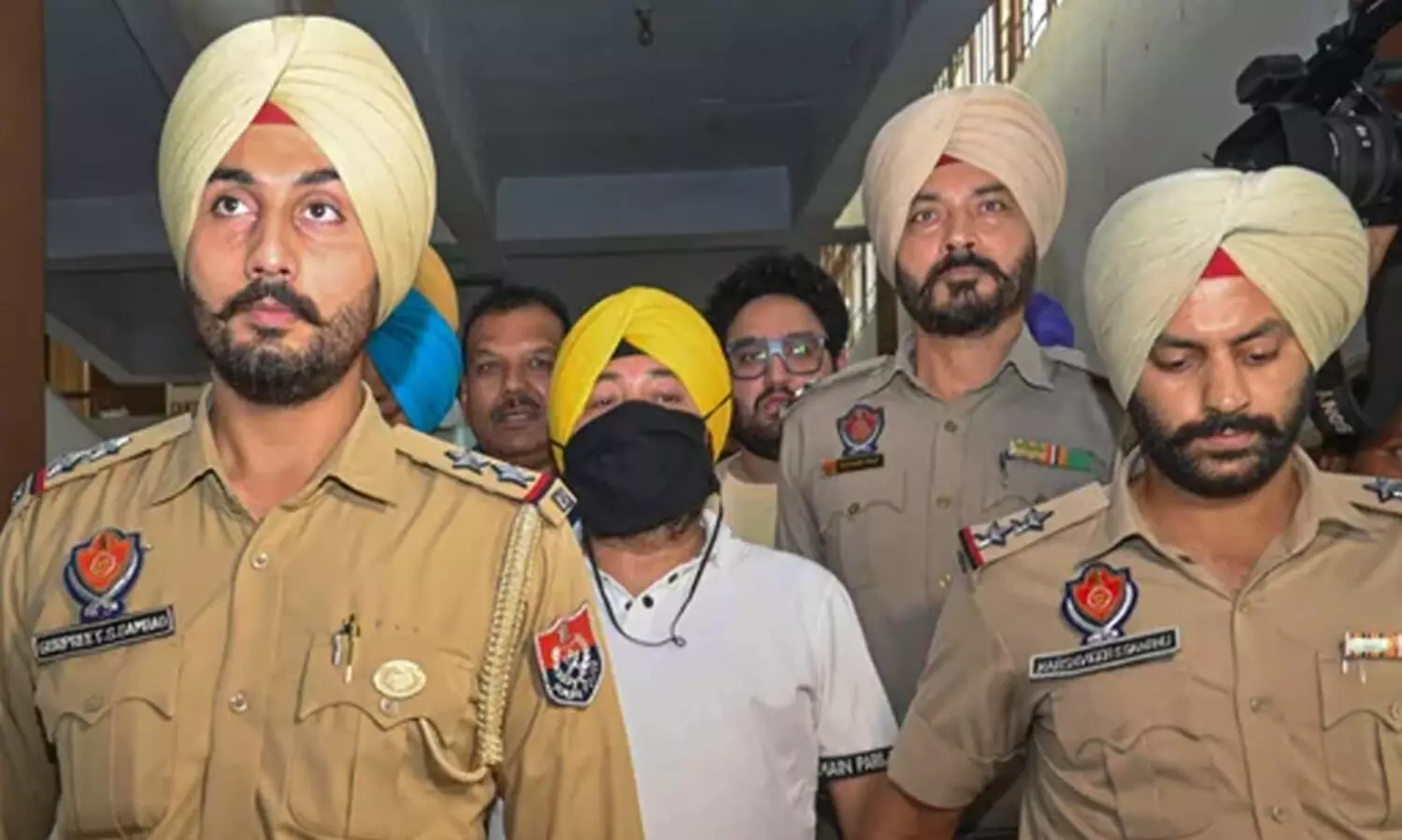 19 വർഷം പഴക്കമുള്ള കേസിൽ ദലേർ മെഹന്ദിക്ക് രണ്ടുവർഷം തടവ് ശിക്ഷ