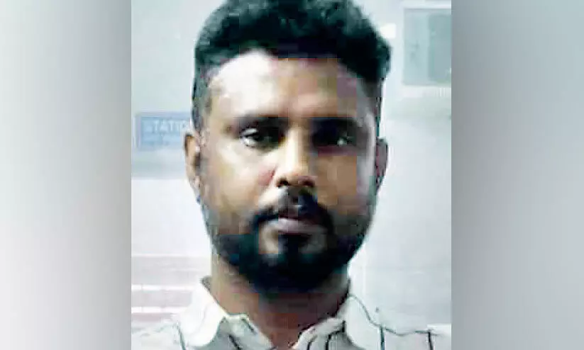 വിദേശമദ്യവുമായി യുവാവ് പിടിയിൽ വിദേശമദ്യവുമായി യുവാവ് പിടിയിൽ