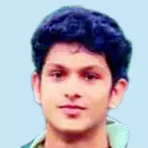 വി​ദ്യാ​ർ​ഥി പാ​റ​ക്കു​ള​ത്തി​ൽ മു​ങ്ങി മ​രി​ച്ചു