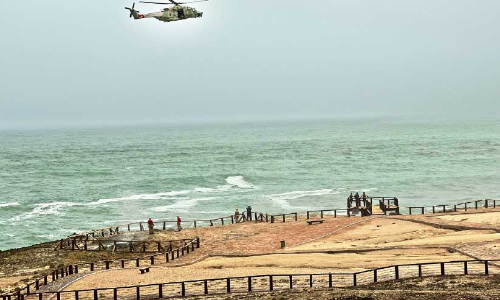 സലാല അപകടം: തിരച്ചിൽ പുതിയ മേഖലയിലേക്ക്