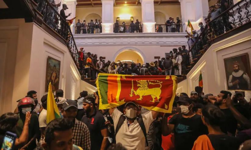 ലങ്കയിലെ ജനവിപ്ലവം