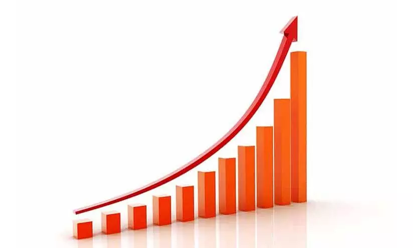 വിനിമയനിരക്ക് വീണ്ടും ഉയർന്നു; പ്രവാസിക്ക് നല്ലകാലം വിനിമയനിരക്ക് വീണ്ടും ഉയർന്നു; പ്രവാസിക്ക് നല്ലകാലം