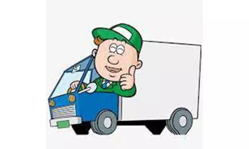 വേനല്‍ റോഡ് സുരക്ഷ: ട്രക്ക് ഡ്രൈവര്‍മാർക്ക് ബോധവത്കരണം