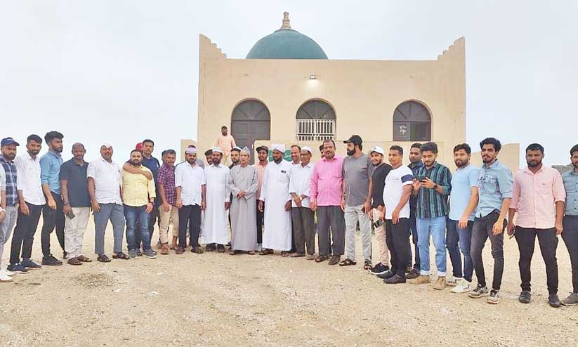 ഐ.സി.എസ് മസ്കത്ത് സലാല യാത്ര സംഘടിപ്പിച്ചു ഐ.സി.എസ് മസ്കത്ത് സലാല യാത്ര സംഘടിപ്പിച്ചു