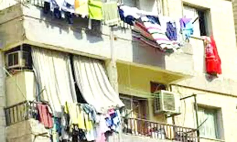 ബാൽക്കണിയിലെ വസ്ത്രം ഉണക്കൽ: പിഴ 500 ദീനാറാക്കും