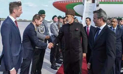 സുൽത്താന്റെ ജർമൻ പര്യടനത്തിന് തുടക്കം സുൽത്താന്റെ ജർമൻ പര്യടനത്തിന് തുടക്കം