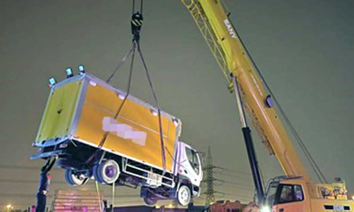 അലക്ഷ്യമായി നിർത്തിയ 37 വാഹനങ്ങൾ പിടിച്ചെടുത്തു