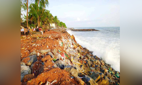 കടൽക്ഷോഭം; വിറങ്ങലിച്ച് തീരദേശ കുടുംബങ്ങൾ