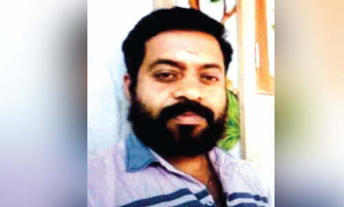 വേലൂരിലെ കത്തിക്കുത്ത്: പൊലീസ് സ്ഥലത്തെത്തി   തെളിവുകൾ ശേഖരിച്ചു