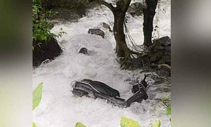 മലയോരത്ത് മഴക്കെടുതി തുടരുന്നു