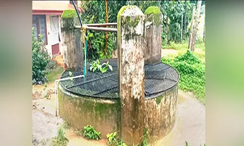 മ​ഴ​ക്കാ​ല​ത്തും കു​ടി​വെ​ള്ള​മി​ല്ലാ​തെ വേ​മം കോ​ള​നി​വാ​സി​ക​ൾ