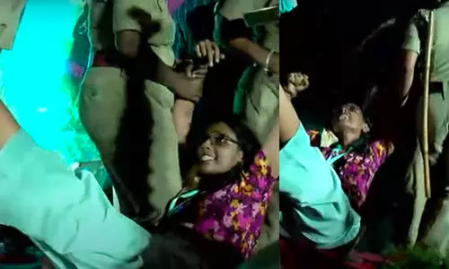 വനിത ചലച്ചിത്ര മേളയില്‍ സംവിധായിക കുഞ്ഞിലയുടെ പ്രതിഷേധം; കസ്റ്റഡിയിലെടുത്ത് പൊലീസ്