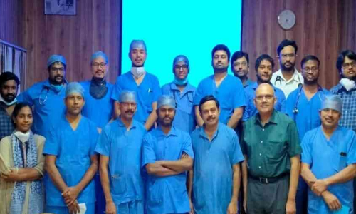 ശില്പശാലയില്‍ പങ്കെടുത്തവര്‍ കാര്‍ഡിയോളജി വിദഗ്ധര്‍ക്കൊപ്പം