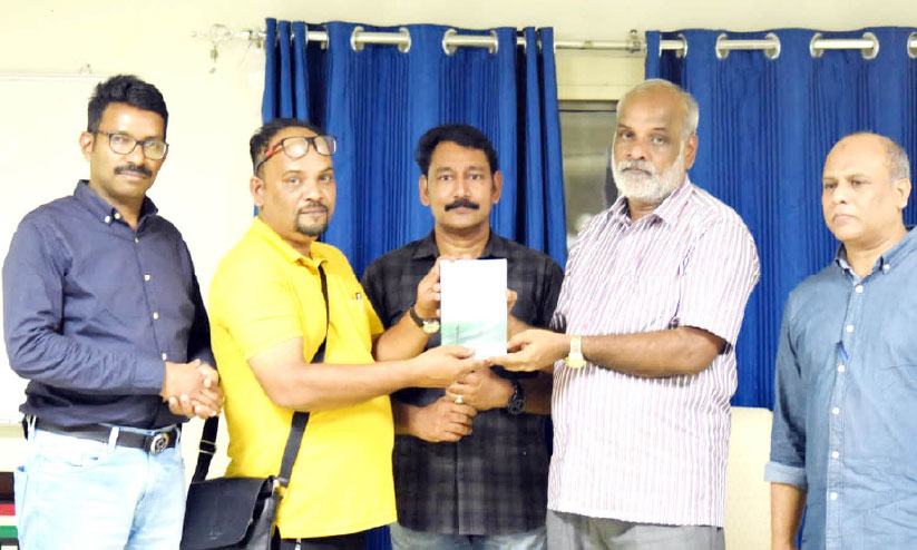 ഓർമപ്പെയ്ത്ത് പ്രകാശനം ചെയ്തു ഓർമപ്പെയ്ത്ത് പ്രകാശനം ചെയ്തു