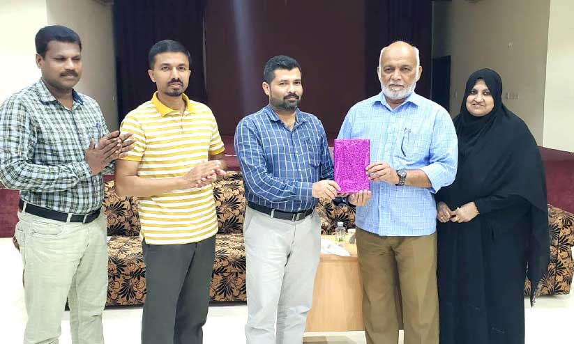 ഐ.എം.ഐ സലാല യാത്രയയപ്പ് നൽകി ഐ.എം.ഐ സലാല യാത്രയയപ്പ് നൽകി