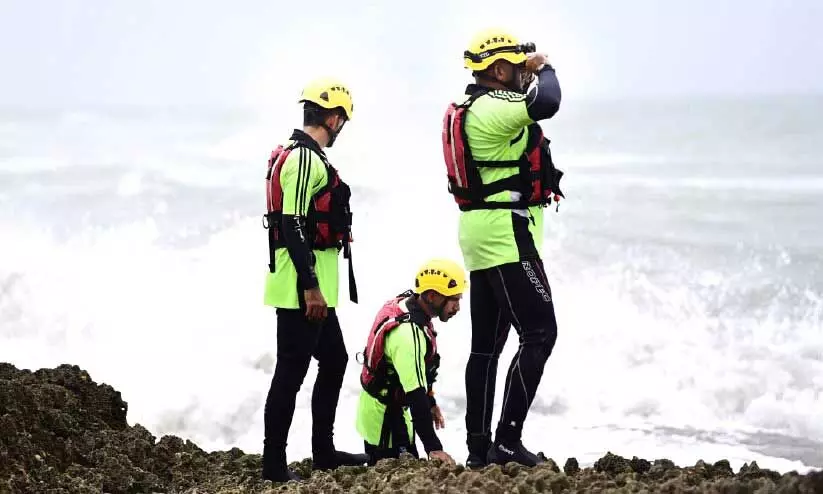 ഉറ്റവർ കാണാമറയത്ത്; സങ്കടക്കടലിൽ കുടുംബങ്ങൾ