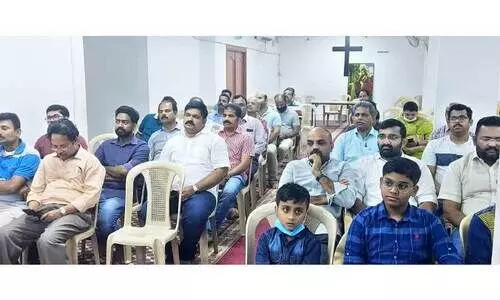 ബഫർസോൺ : സർക്കാറിന്റെ ഇരട്ടത്താപ്പ് വിദേശഫണ്ട് ലക്ഷ്യം വെച്ച്