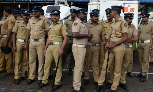 കേസന്വേഷിക്കാൻ മറ്റു സംസ്ഥാനങ്ങളിൽ പോകുന്ന എസ്.പി റാങ്കിന് മുകളിലുള്ളവർ അനുമതി തേടണം: മാർഗരേഖ പുതുക്കി ആഭ്യന്തരവകുപ്പ്